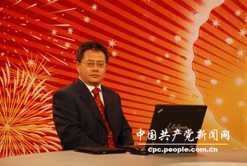 辛鸣：十八大报告对加强党的自身建设，推进党的建设新的伟大工程有了新自觉