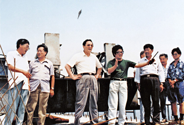 1994꣬ൺ纣·衣»緢