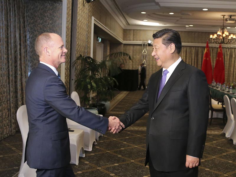 11月16日，国家主席习近平在布里斯班会见澳大利亚昆士兰州州长纽曼。新华社记者 丁 林摄