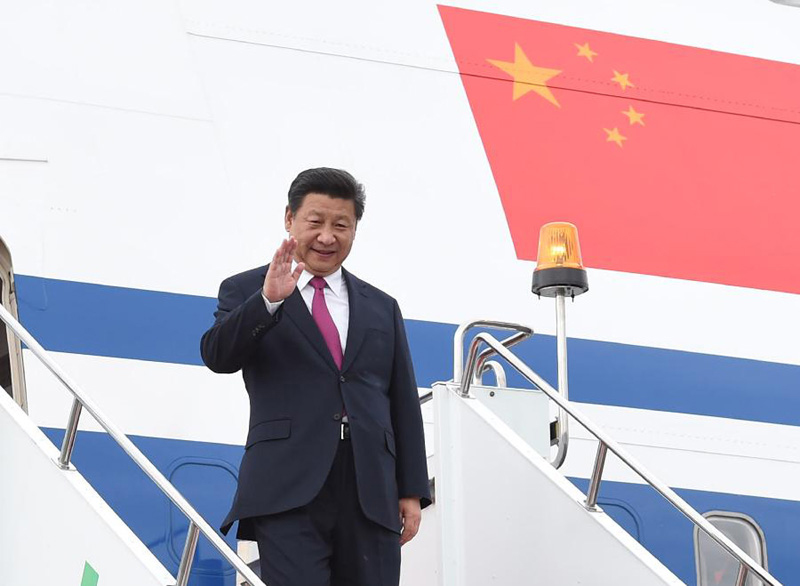 7月8日，国家主席习近平乘坐专机抵达乌法，应俄罗斯联邦总统普京邀请，出席金砖国家领导人第七次会晤和上海合作组织成员国元首理事会第十五次会议。新华社记者 谢环驰 摄 