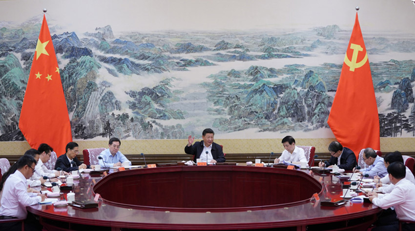 7月2日，中共中央總書記、國家主席、中央軍委主席習近平在中南海同團中央新一屆領導班子成員集體談話並發表重要講話。 新華社記者王曄攝