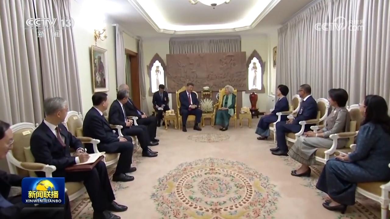 習近平會見柬埔寨太后